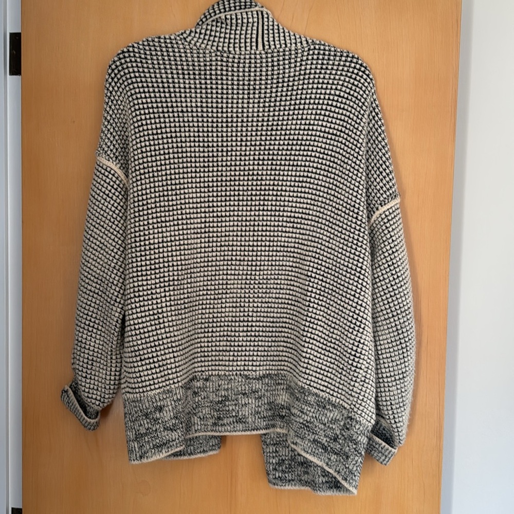 Slouchy Cardigan - Picture 3 of 4